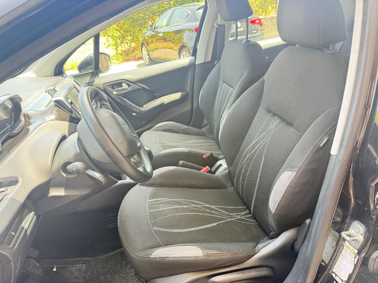 Peugeot 208 1.4 HDi 68 CV 5 porte Active