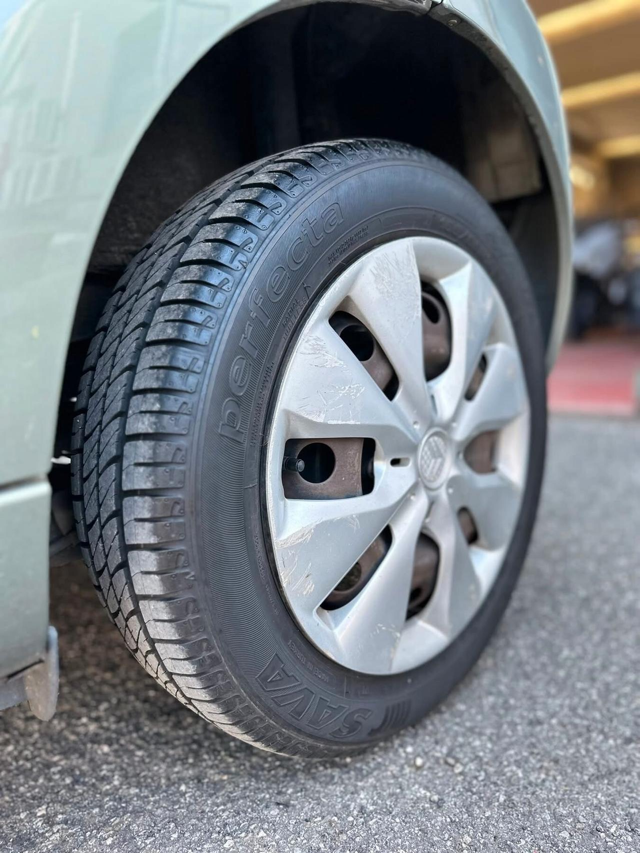 Citroen C1 1.0 5 porte neopatentati