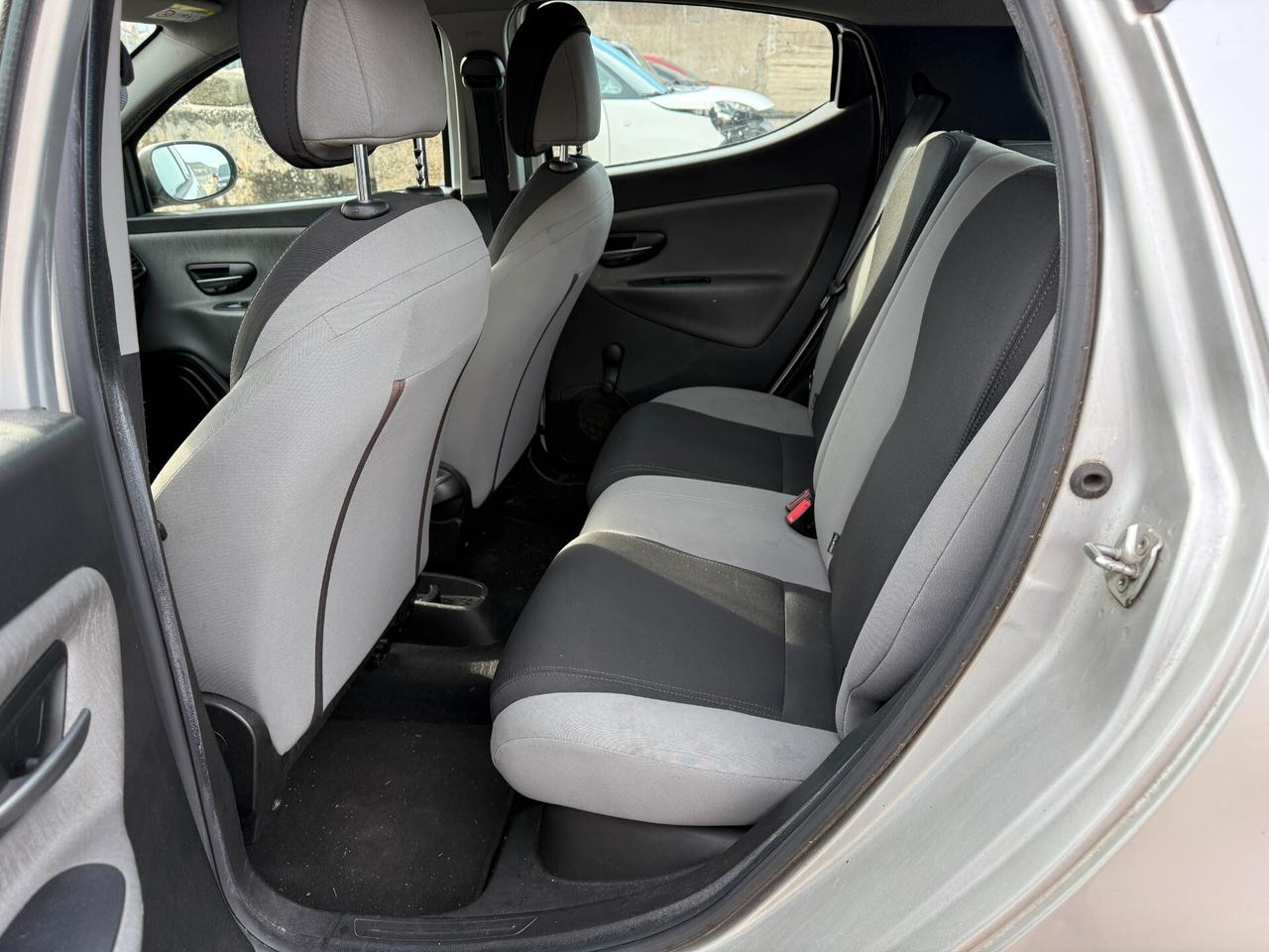 LANCIA YPSILON 2014 900 BENZINA/METANO *LEGGI