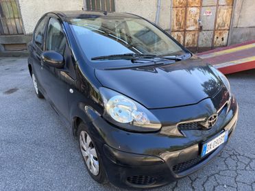 Toyota Aygo 1.0 12V VVT-i 5 porte NEOPATENTATI