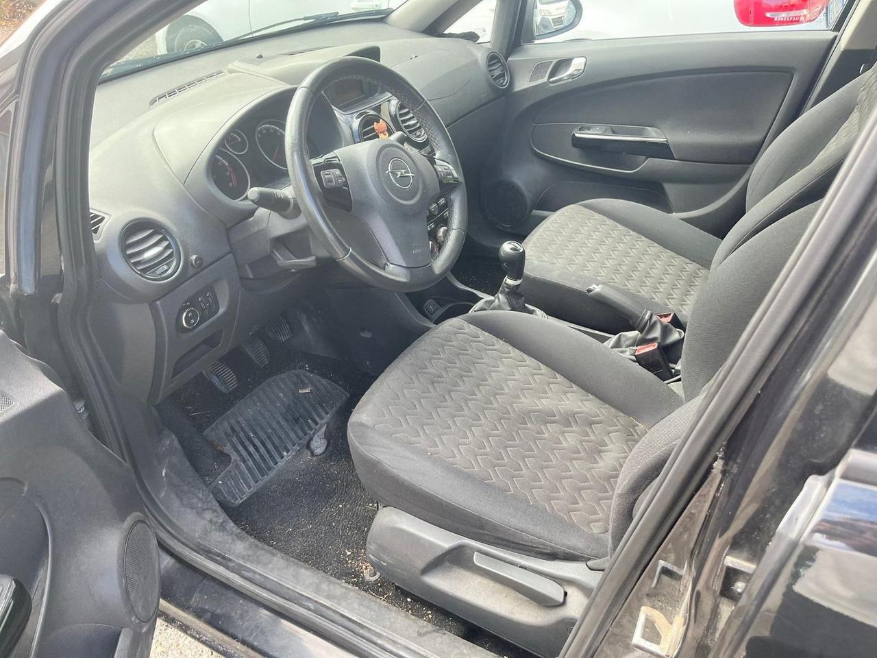 Opel Corsa 1.2 85CV 5 porte GPL-TECH Edition