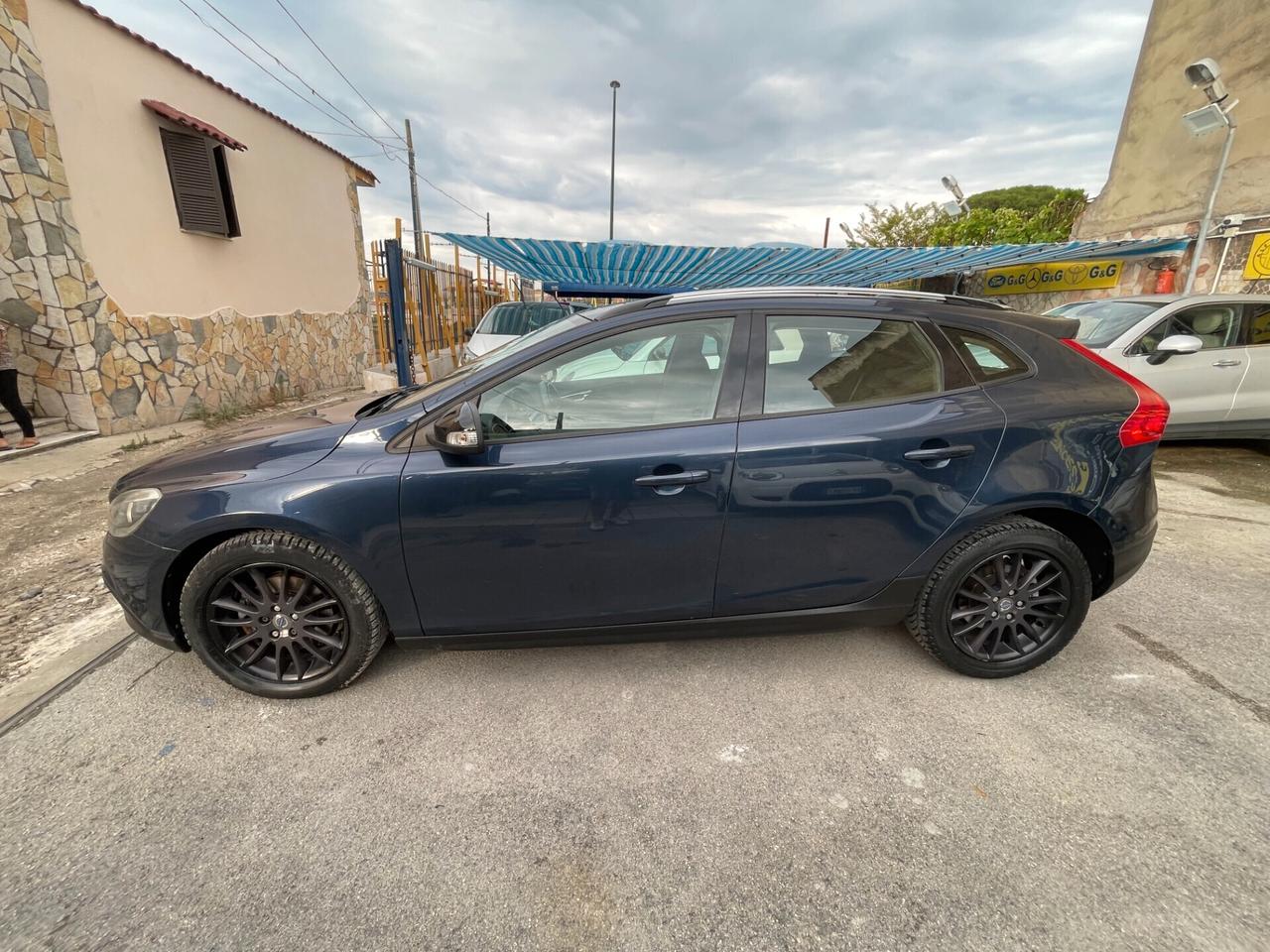 Volvo V40 Cross Country D2 1.6 Momentum