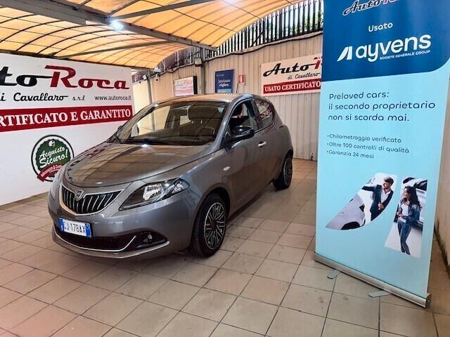 Lancia Ypsilon 1.0 FireFly 5 porte S&S Hybrid Ecochic Gold