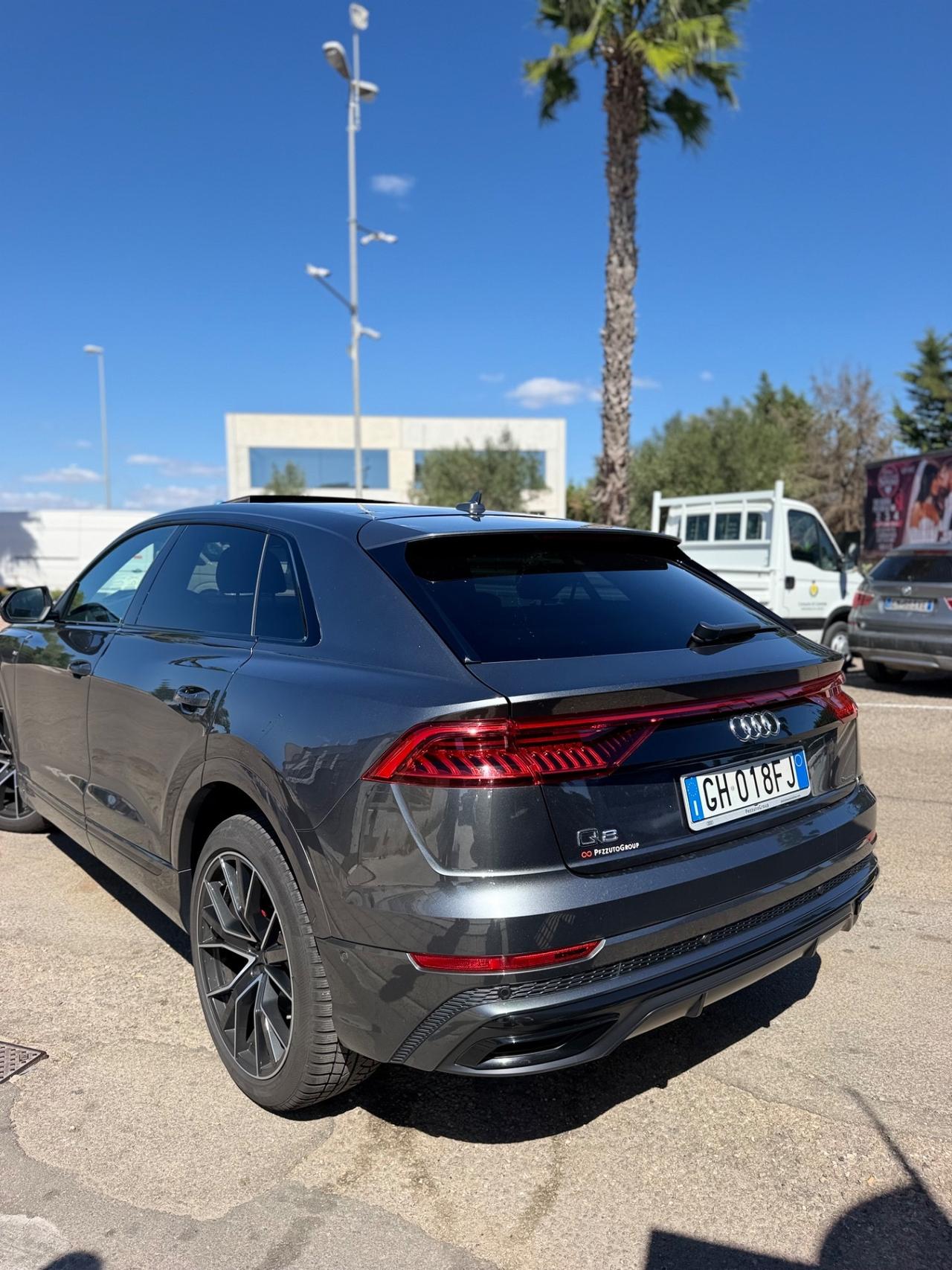 Audi Q8 50 TDI 286 CV quattro tiptronic Sport