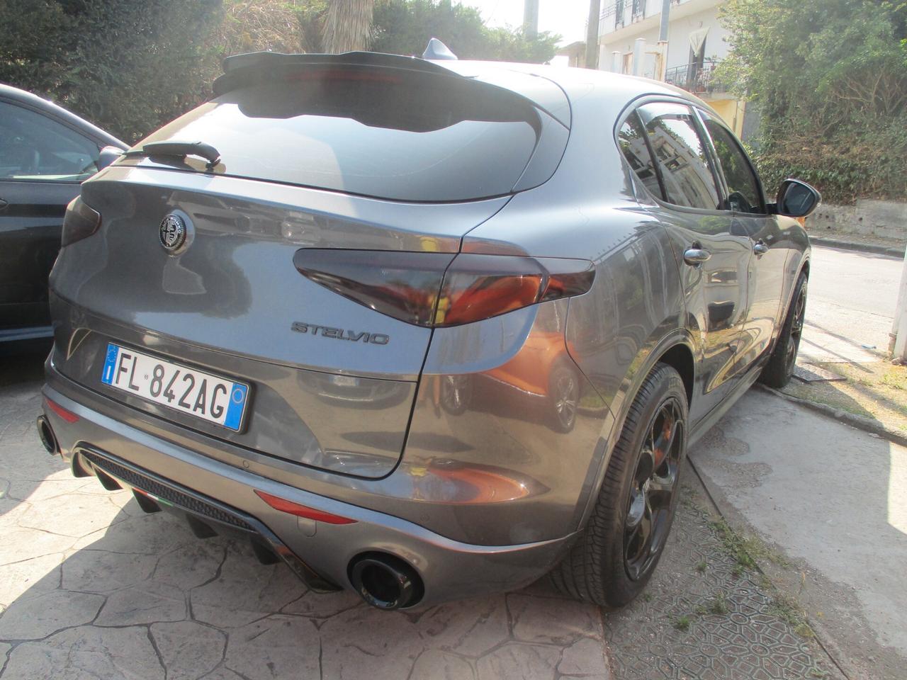 Alfa Romeo Stelvio 2.2 Turbodiesel 180 CV AT8 RWD Business