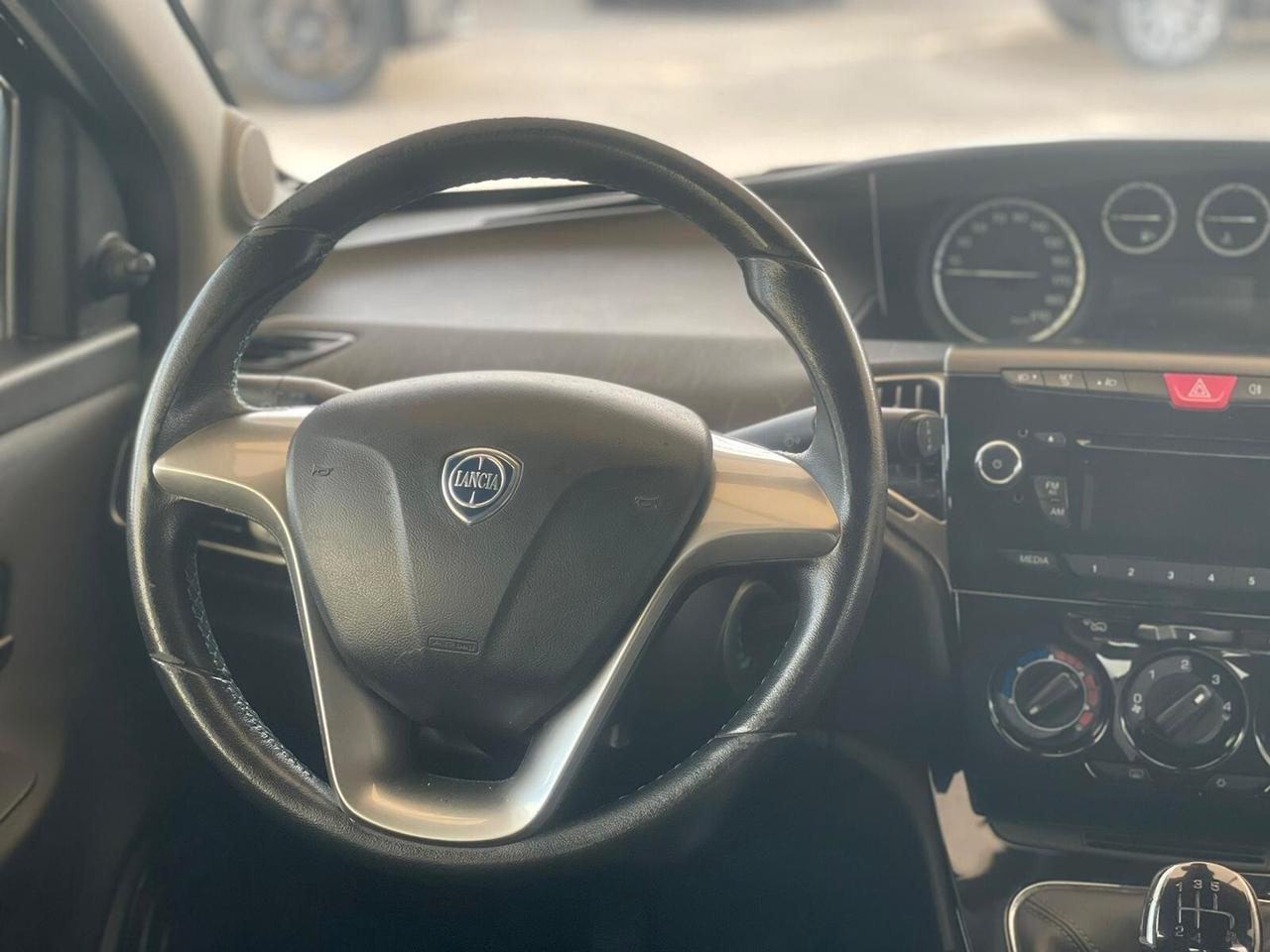 Lancia Ypsilon 1.2 69 CV 5 porte GPL Ecochic