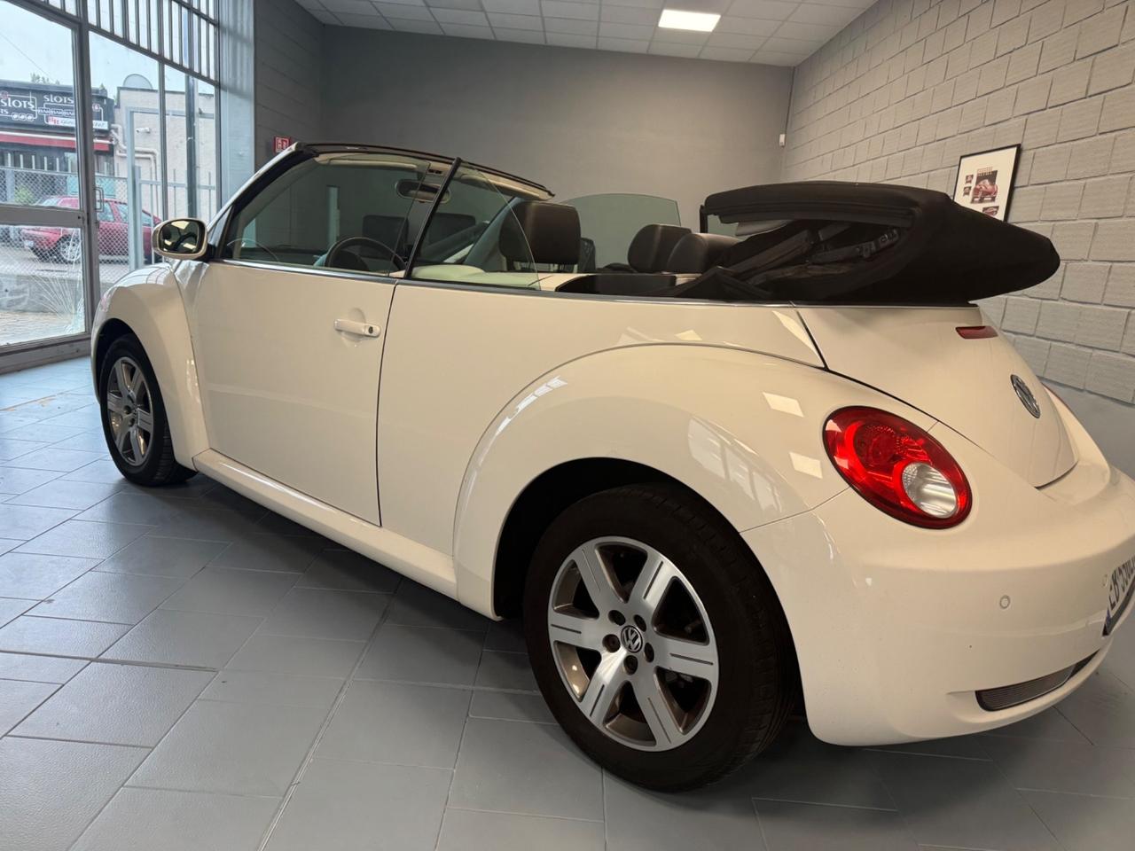 Volkswagen New Beetle 1.9 TDI 105CV Cabrio Lim. Red Edt.