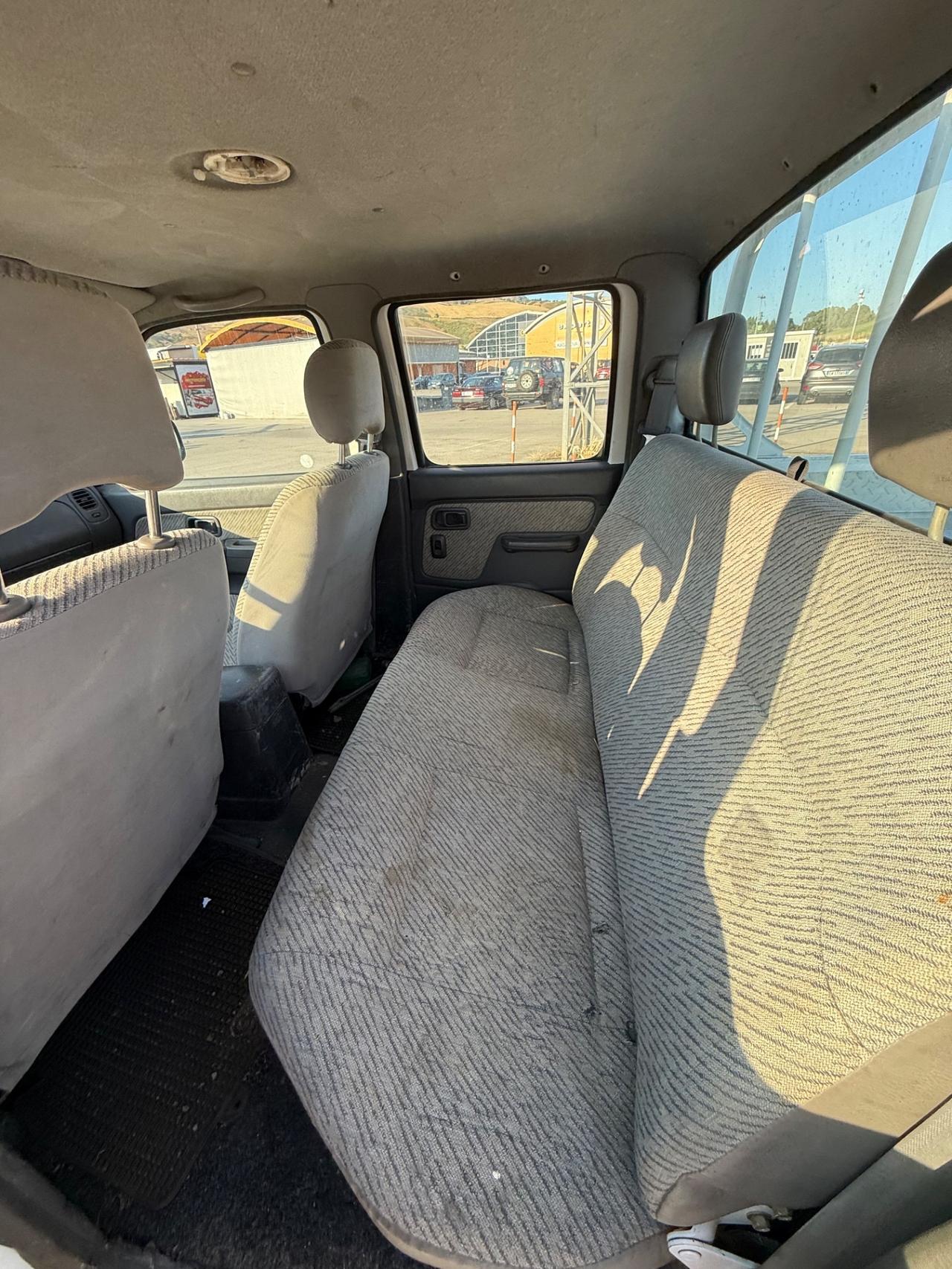 Nissan Pick Up Pick-up 2.5 TD 4 porte Double Cab