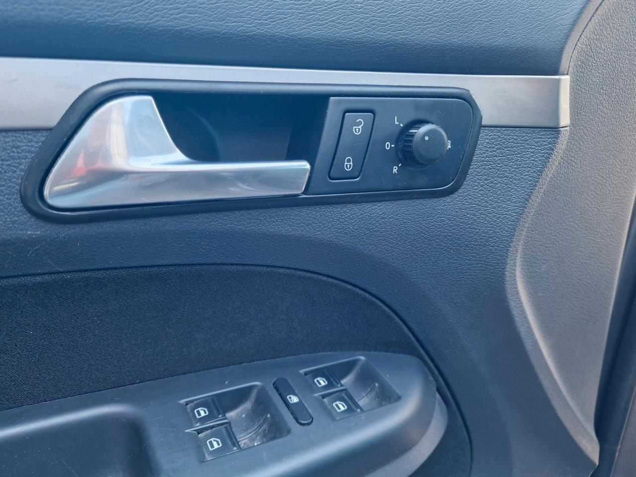 Volkswagen Touran 2.0 Trendline Ecofuel