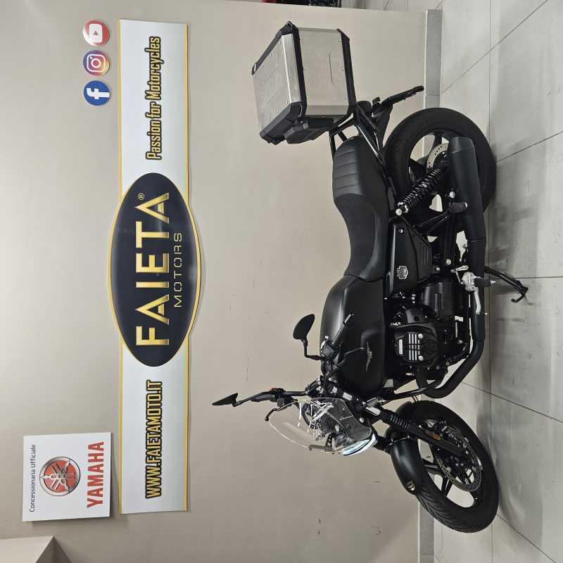 Moto Guzzi V7 Stone - 2026