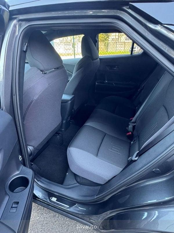 Toyota C-HR 1.8 HV E-CVT Trend