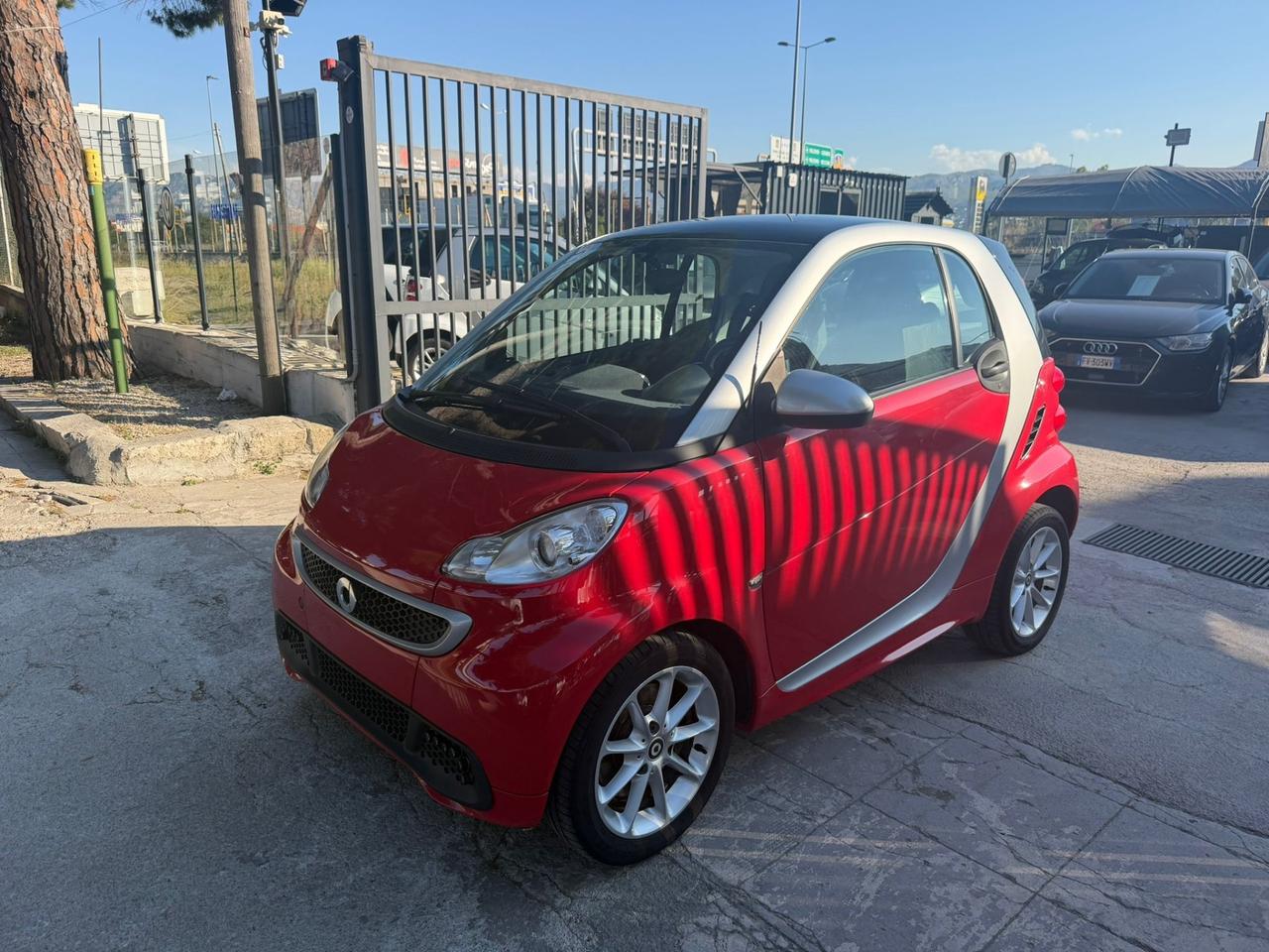 Smart ForTwo 1000 52 kW MHD coupé passion