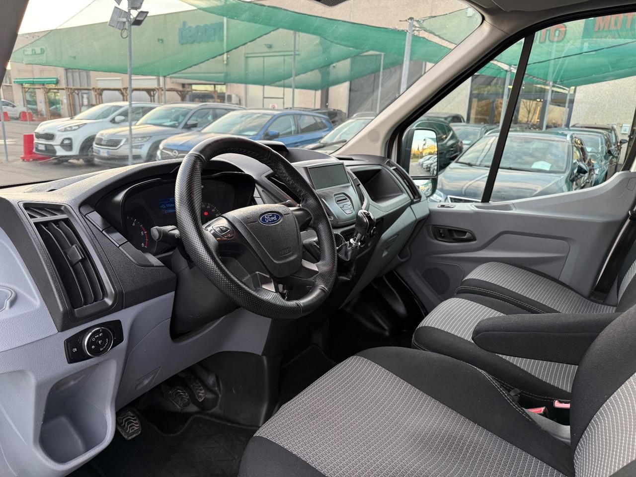 Ford Transit 350 2.2 L4 H3