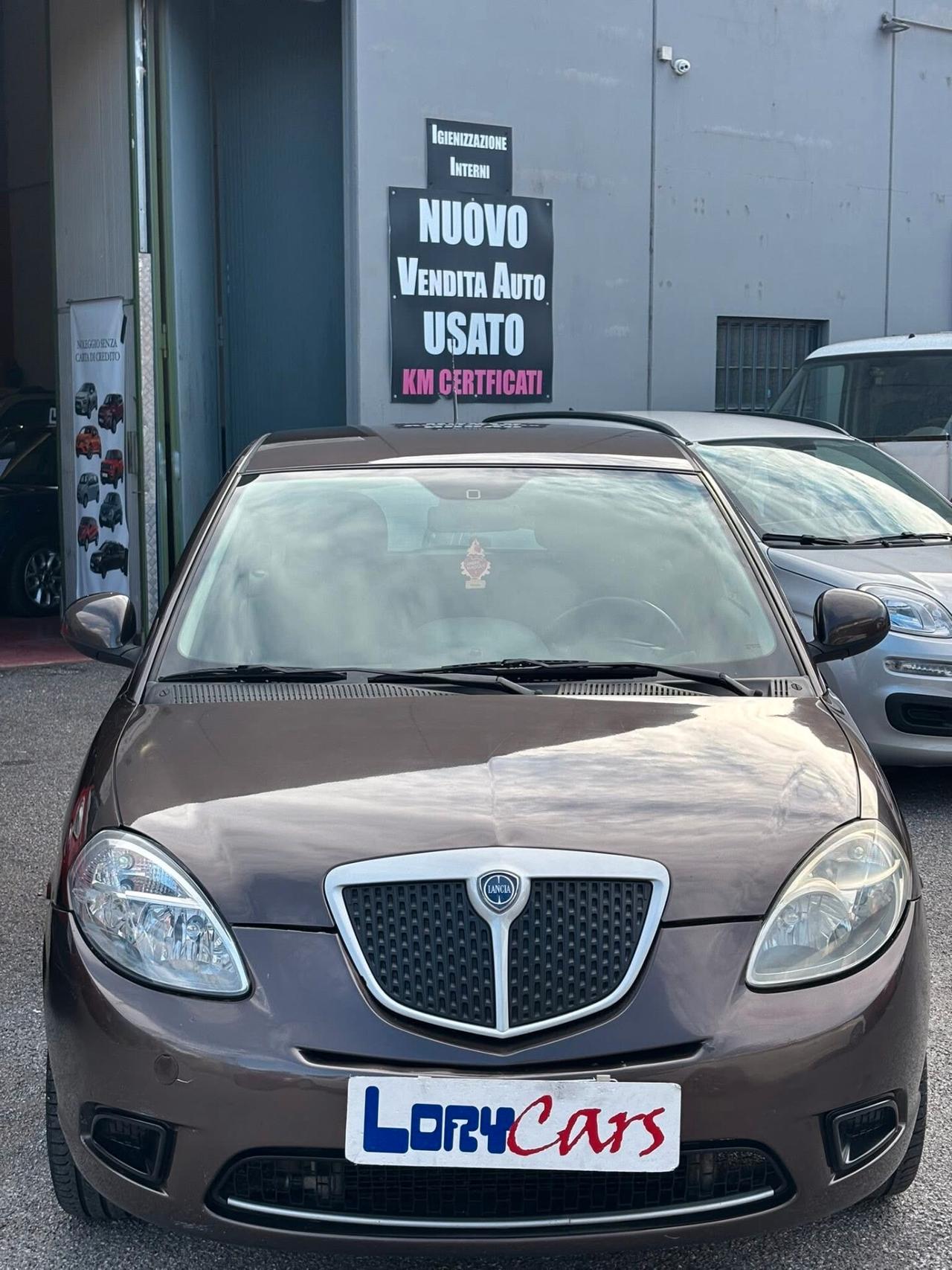 Lancia Ypsilon 1.4 Platino Ecochic GPL