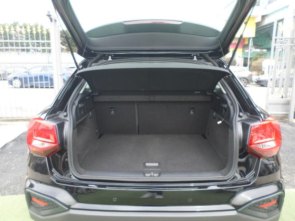 Audi Q2 30 TDI Business