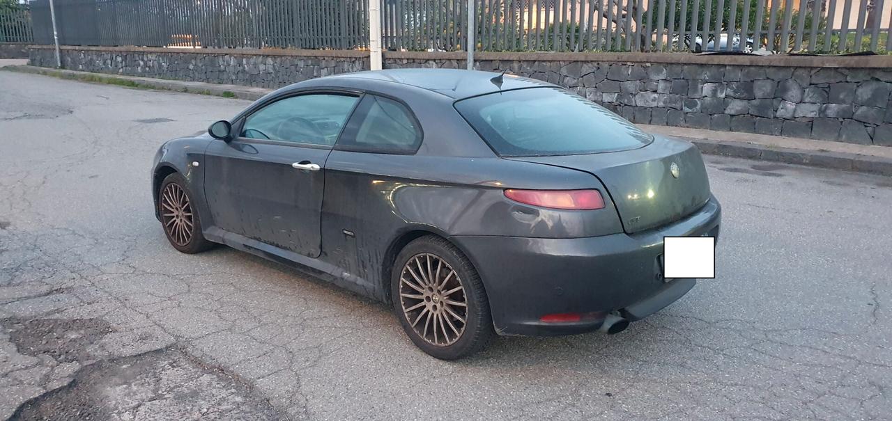 Alfa Romeo GT 1.9 MJT 16V Luxury