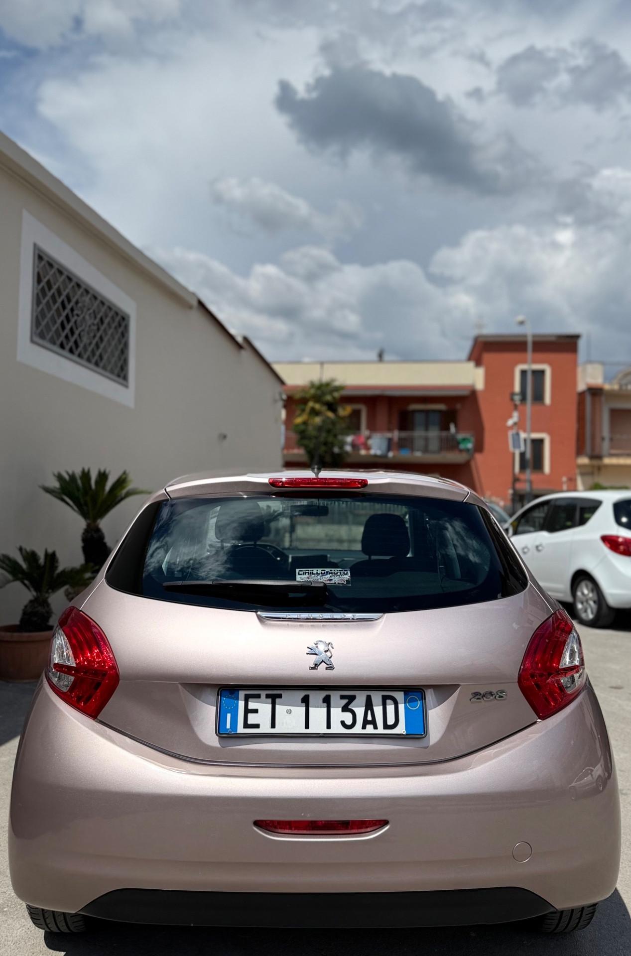 Peugeot 208 1.2 Benzina Pure Tech Allure 82 Cv
