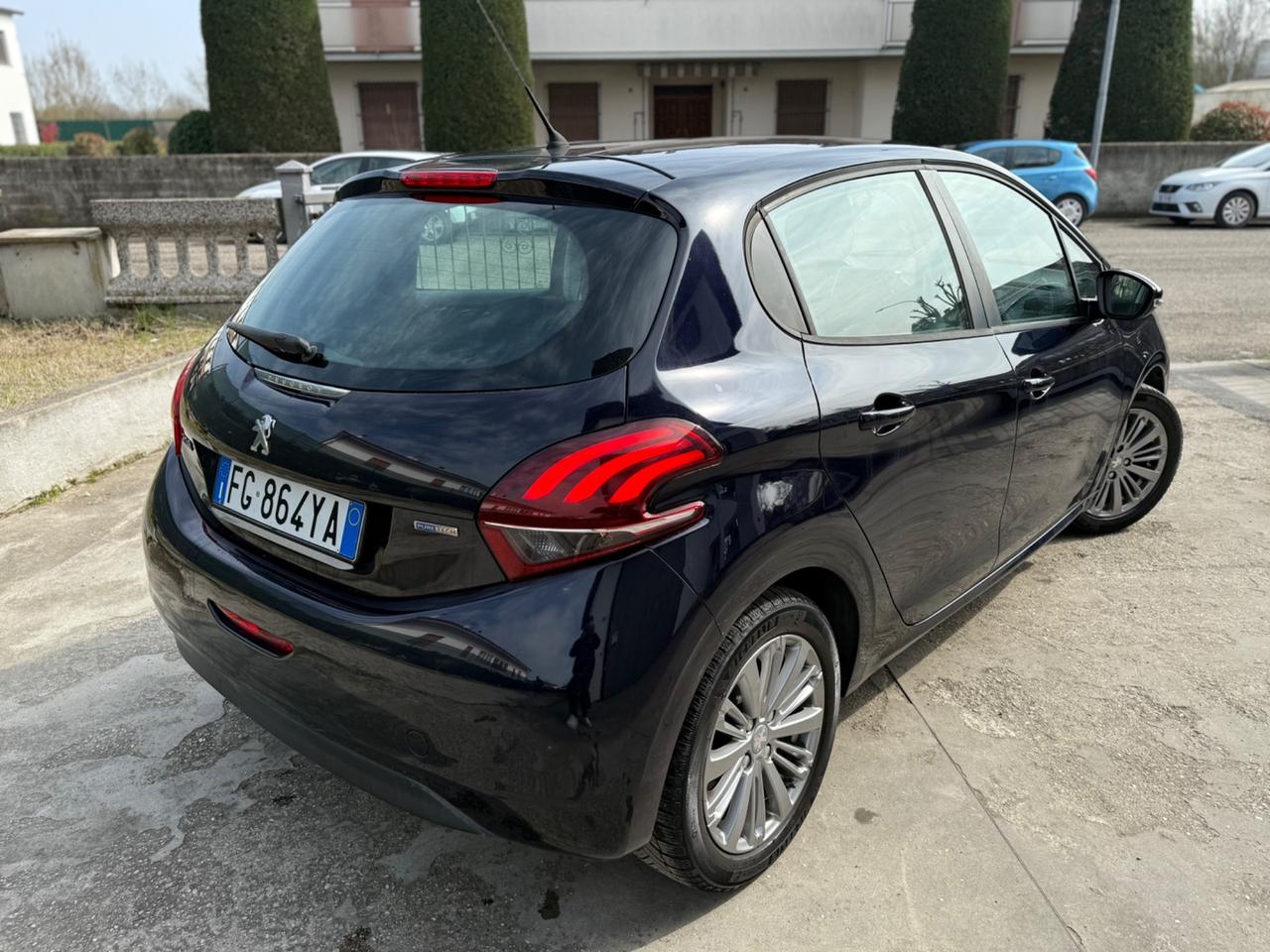 Peugeot 208 1.2 GPL DI SERIE ALLURE NEOPAT 2017