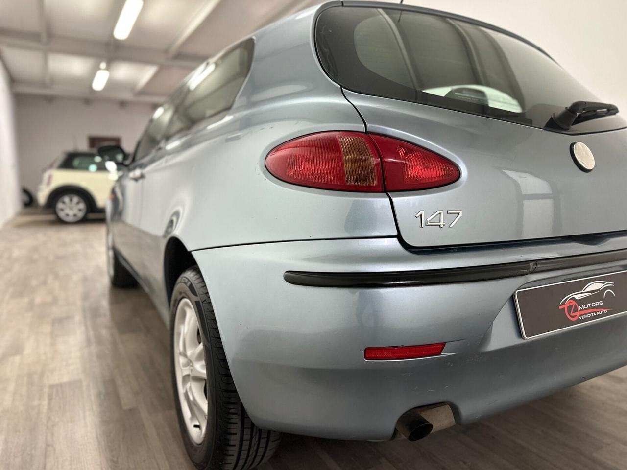 Alfa Romeo 147 1.6i 16V T.S. (105 CV) cat 3p. Dist.