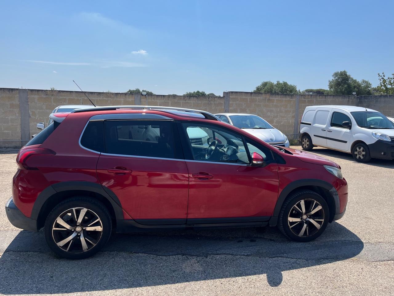 Peugeot 2008 BlueHDi 100 GT Line Unipro 2016