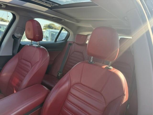 Alfa Romeo Stelvio 2.2 Turbodiesel 180 CV AT8 RWD Executive