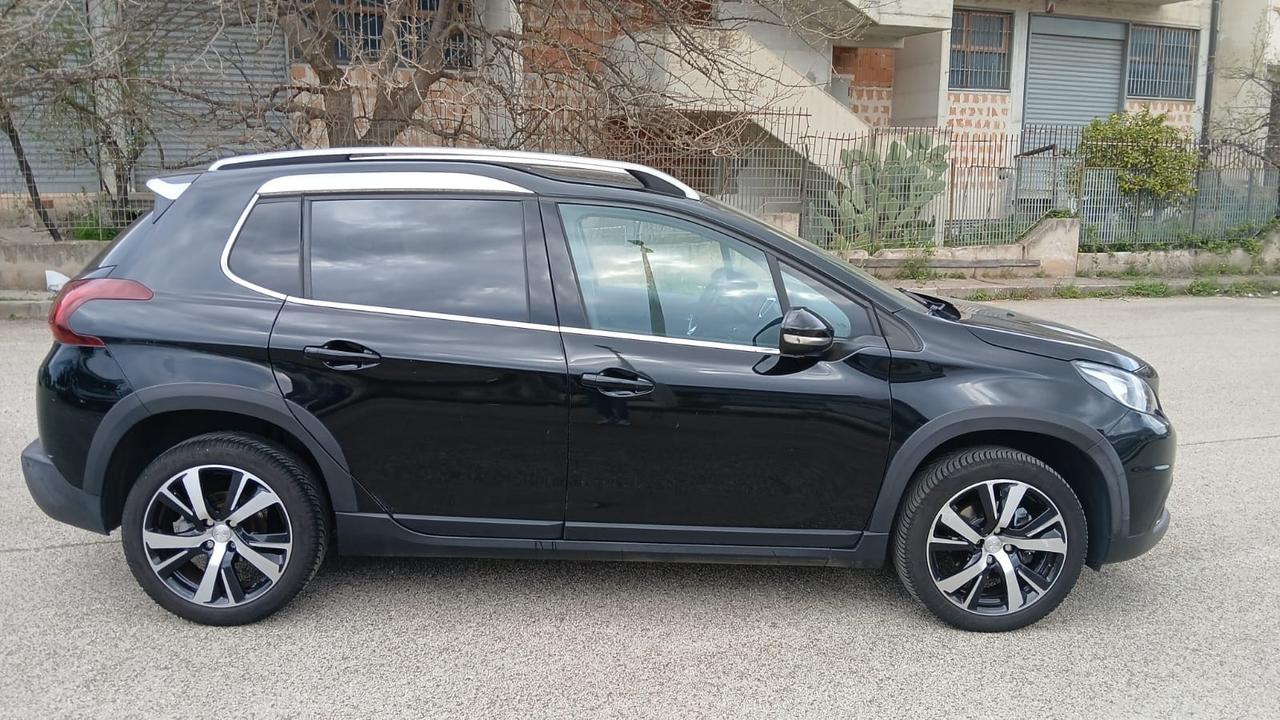 Peugeot 2008 PureTech 82 Active