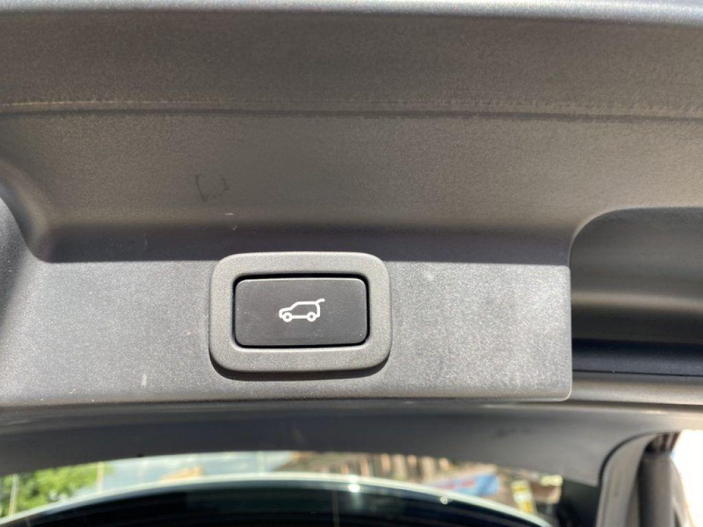 Jaguar F-Pace 2.0 D 240 CV AWD aut. R-Sport NAVI-CAM-LED-PANO-20