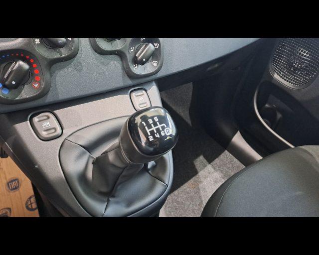 FIAT New Panda 1.0 firefly hybrid s&s 70cv 5p.ti