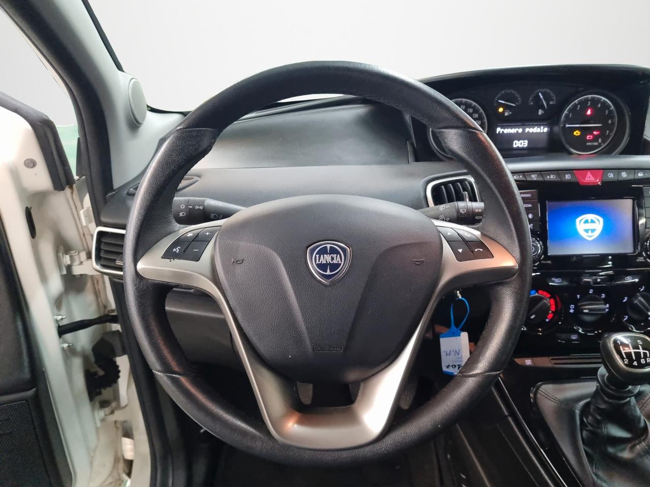 Lancia Ypsilon 1.0 FireFly 5 porte S&S Hybrid Ecochic Gold