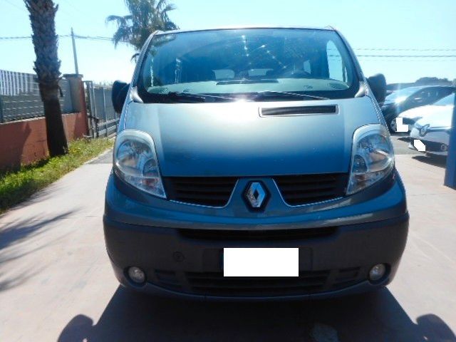 Renault Trafic PASSENGER 09 POSTI