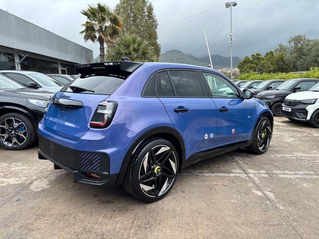 Fiat 600 ABARTH KM 0 IVA ESPOSTA Tua a solo 399 Euro al mese