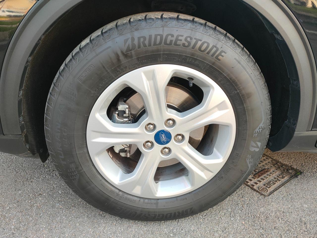 Ford Kuga 1.5 EcoBlue 120CV Connect Neopatentati