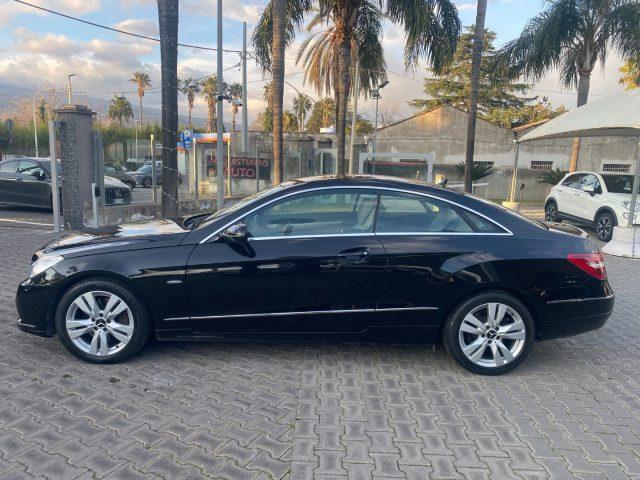 MERCEDES-BENZ E 250 CDI Coupé BlueEFFICIENCY Avantgarde