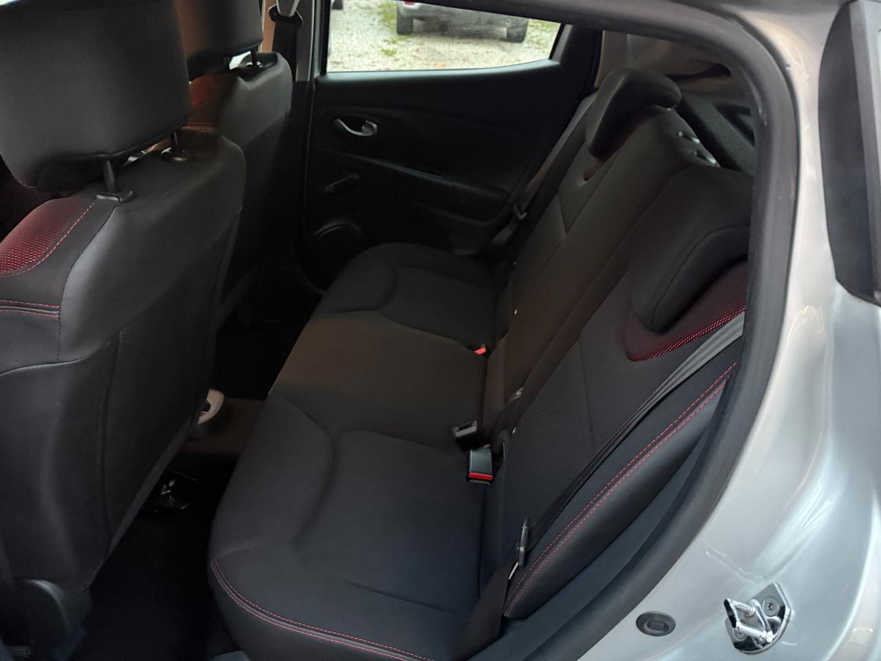 Renault Clio 1.2 75CV 5 porte Wave