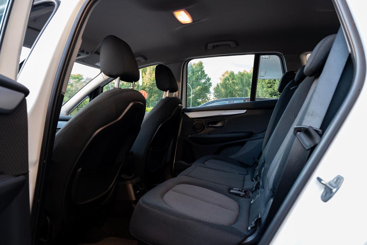 Bmw 218d 2.0 Diesel 150 CV Gran Tourer AUTO