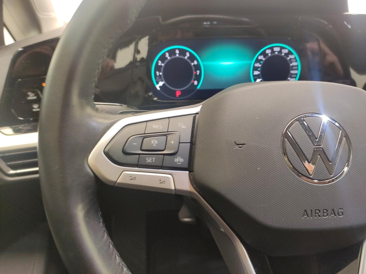 Volkswagen Golf 1.0 eTSI EVO DSG Life