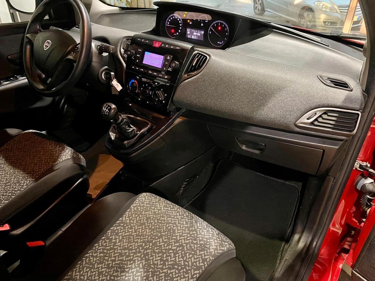 Lancia Ypsilon 1.0 FireFly 5 porte S&S Hybrid-2021