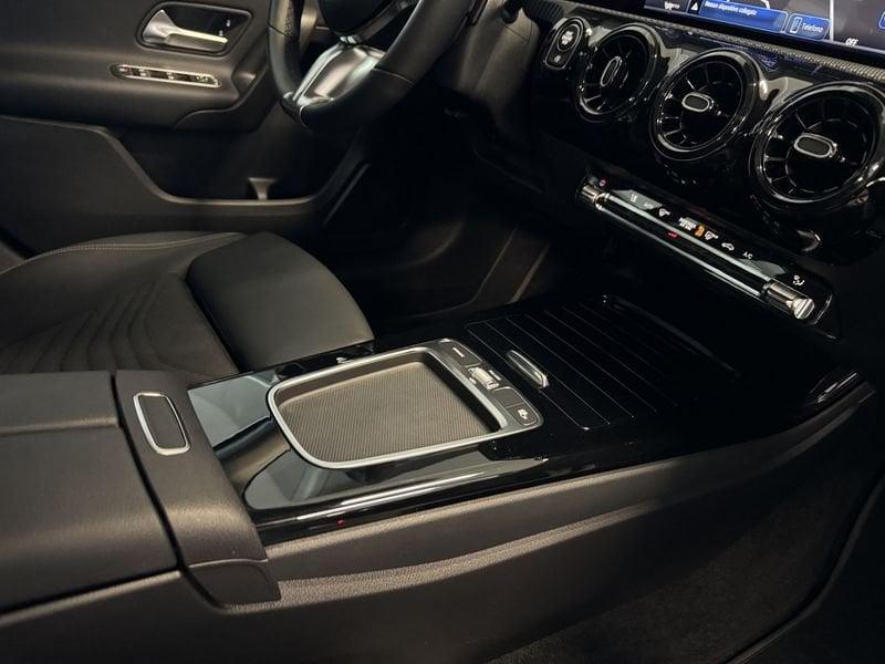 Mercedes-Benz Classe A A 180 d Automatic Advanced
