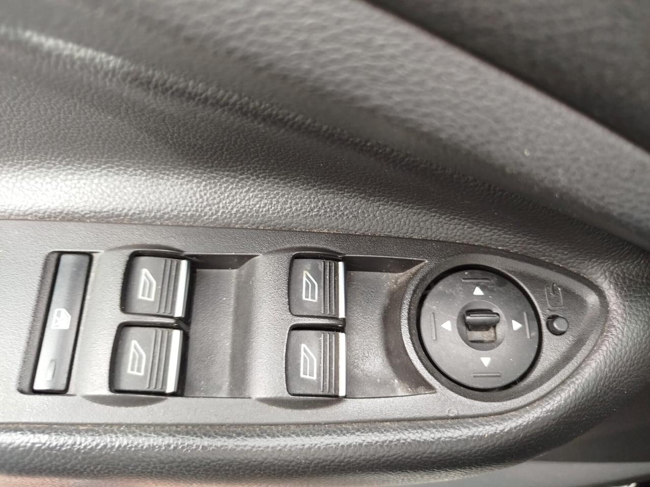 FORD KUGA 2.0-150cv 4WD AUTOMATICA- *PREZZO VERO*