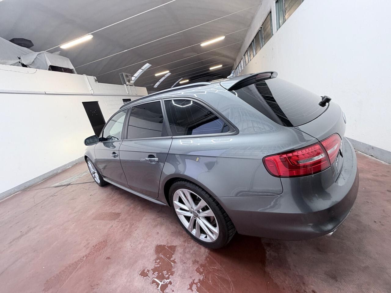 Audi A4 2.0 TDI S-Line multitronic