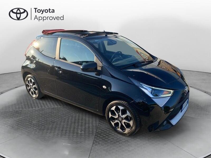 Toyota Aygo Connect 1.0 VVT-i 72 CV 5 porte x-wave