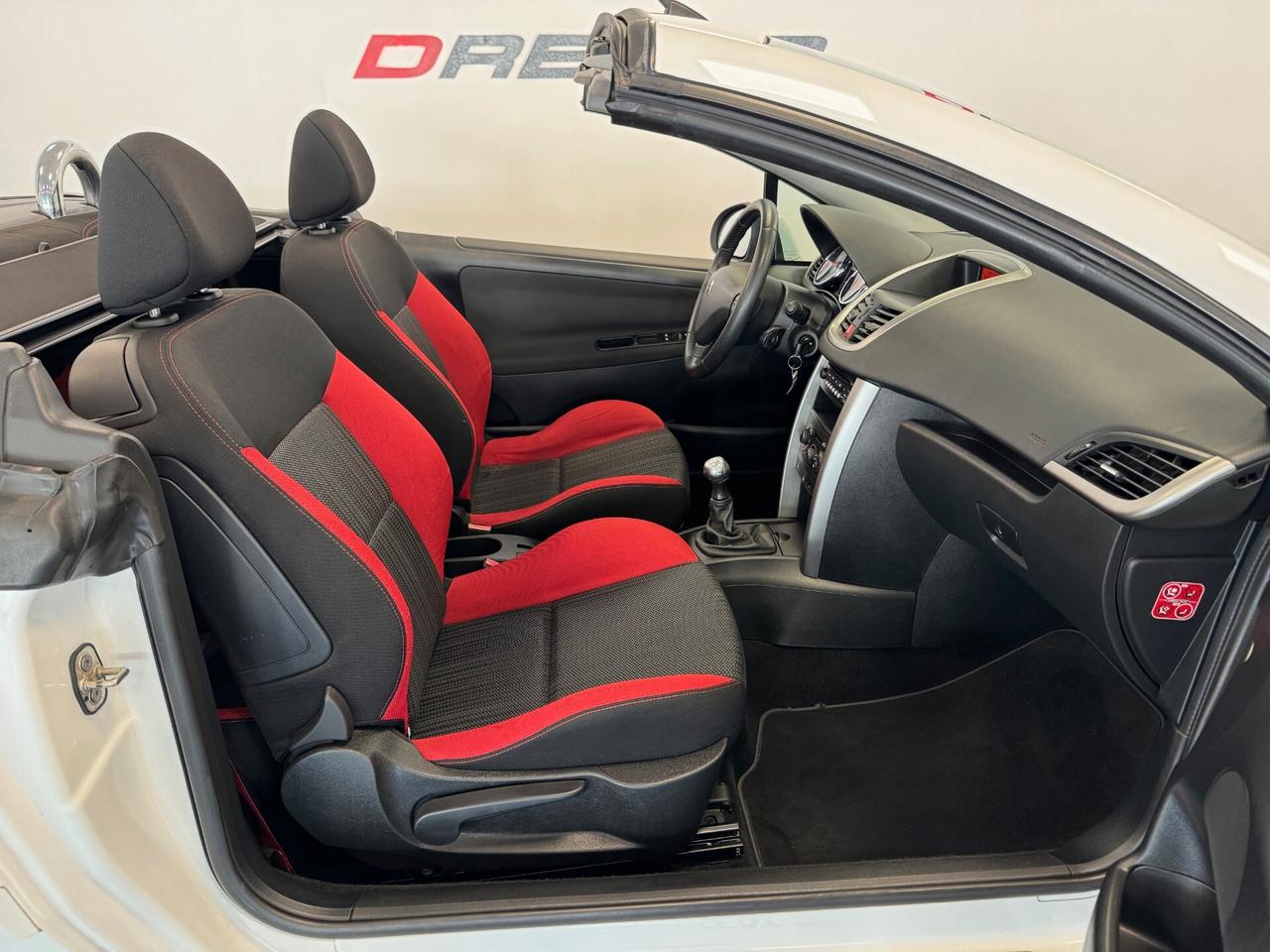 Peugeot 207 1.6 VTi 120CV CC Féline UNIPROP. 110.000 KM