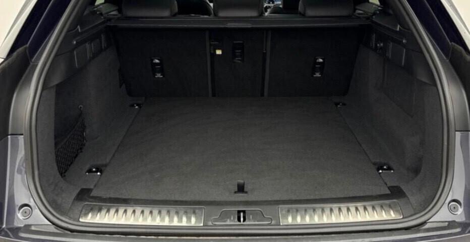 Range Rover Velar Diesel 204 CV promozione con finanziamento