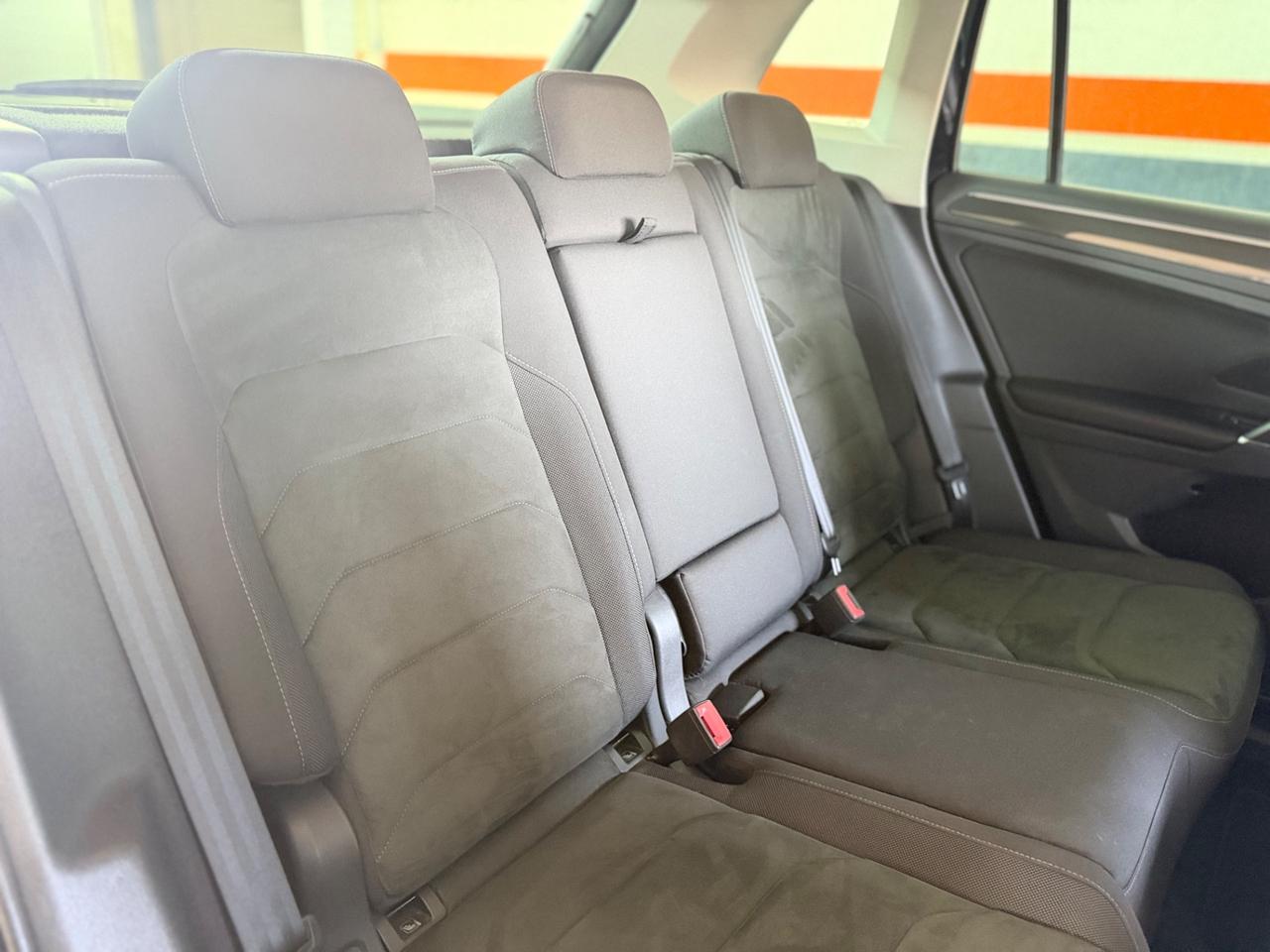 Volkswagen Tiguan 2.0 TDI SCR DSG Business BlueMotion Technology