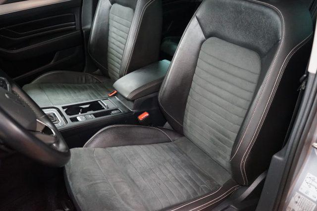 VOLKSWAGEN Passat Variant 2.0 TDI SCR EVO DSG Executive Certificata