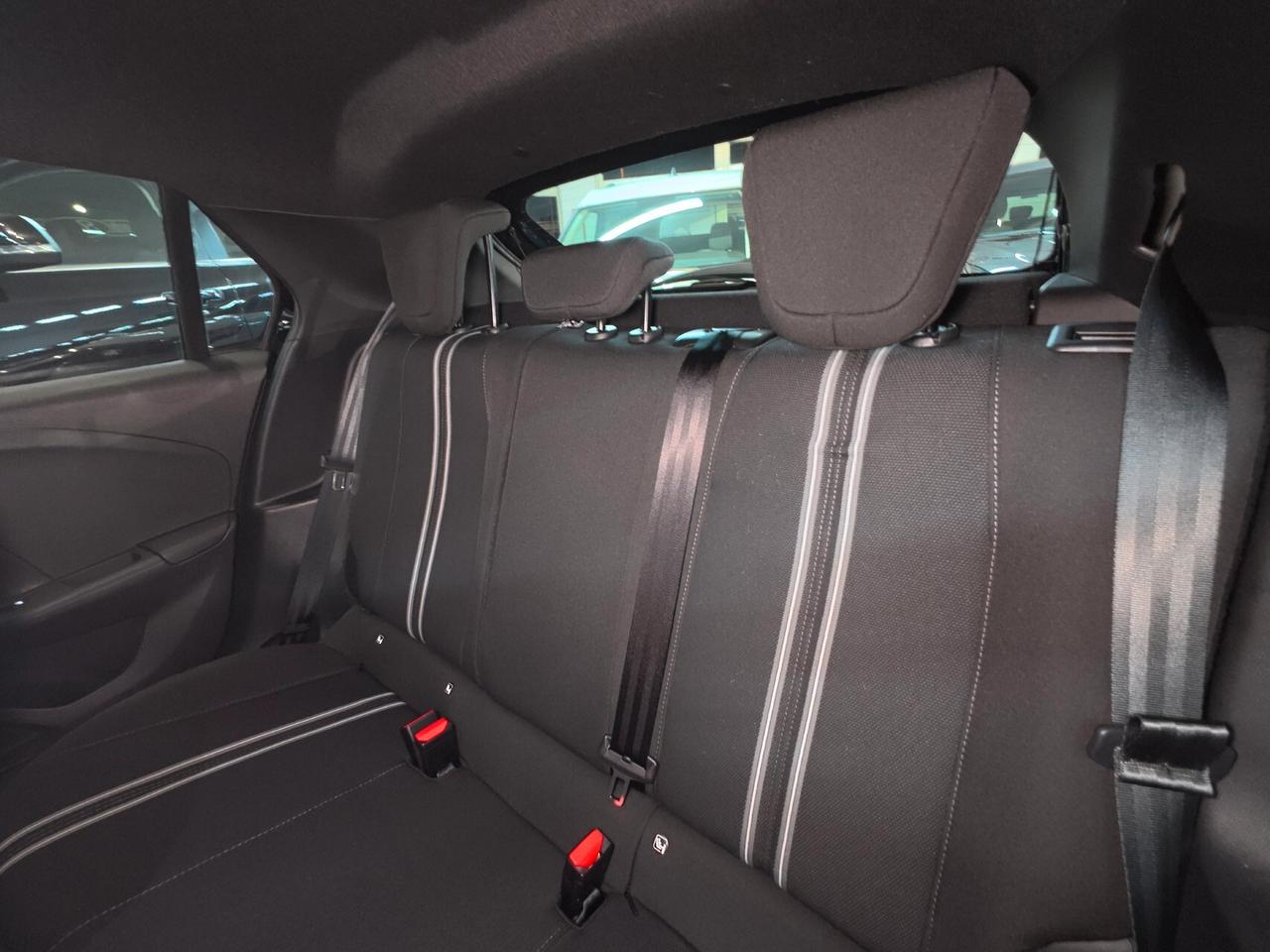 Opel Corsa 1.2 GS GPL