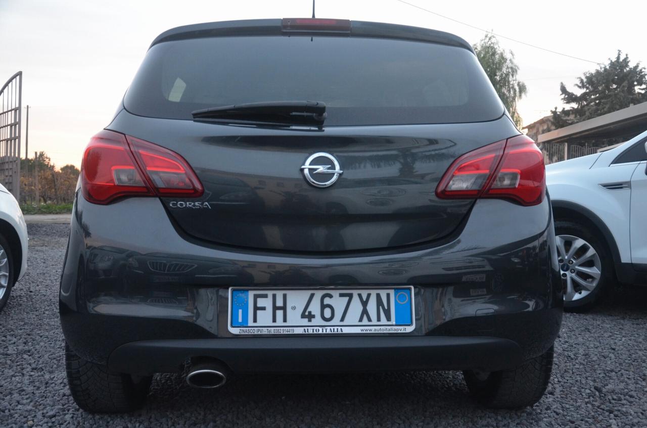 Opel Corsa 1.2 benz adatta ai neopatentati