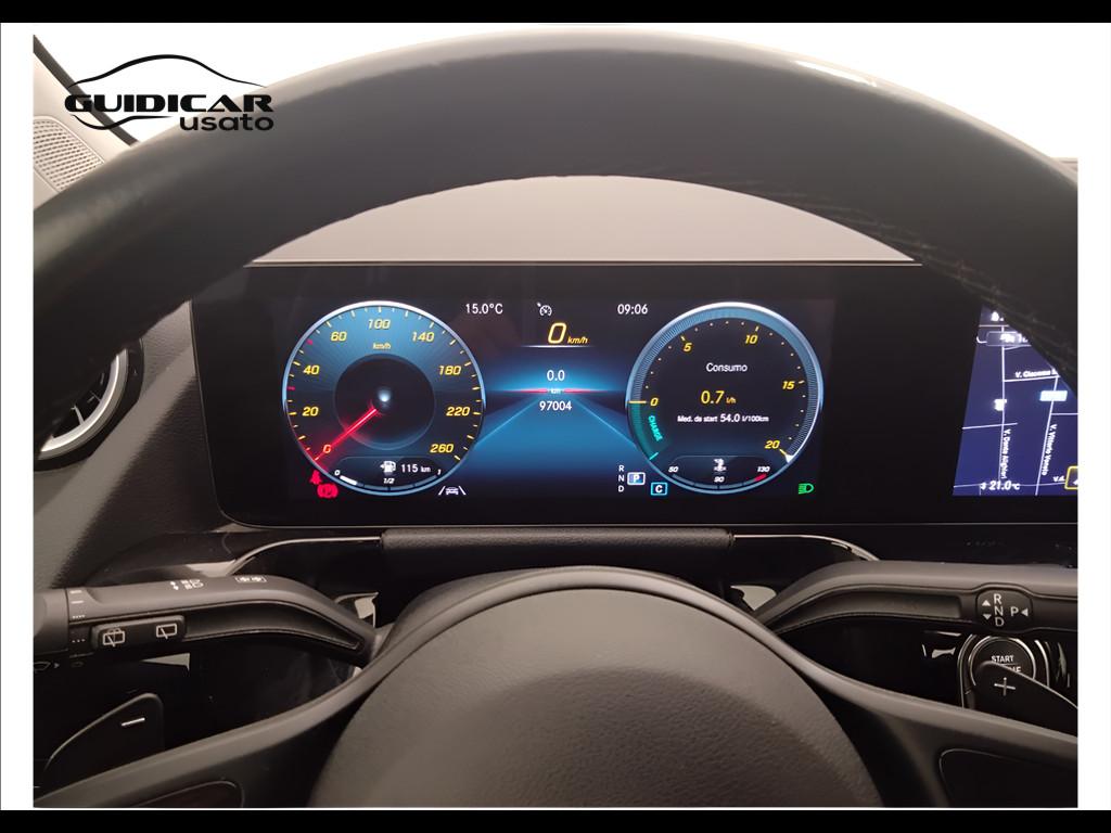 Mercedes-Benz Classe B - W247 2018 - B 180 d Sport auto