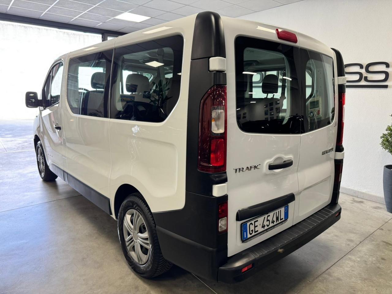 Renault Trafic 9 POSTI 1.6 dCi 125CV S&S PC-TN Intens Heavy GARANZIA