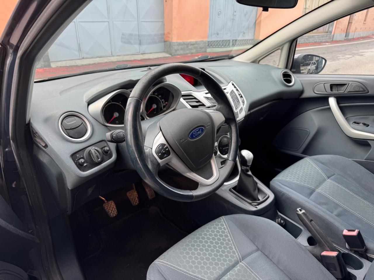 Ford Fiesta 1.4 TDCi 5p. Titanium